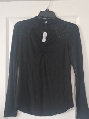Maurices Black Long Sleeve Lace-Yoke Ruched Front Top
